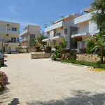 Elite 2 Kosta Guest house