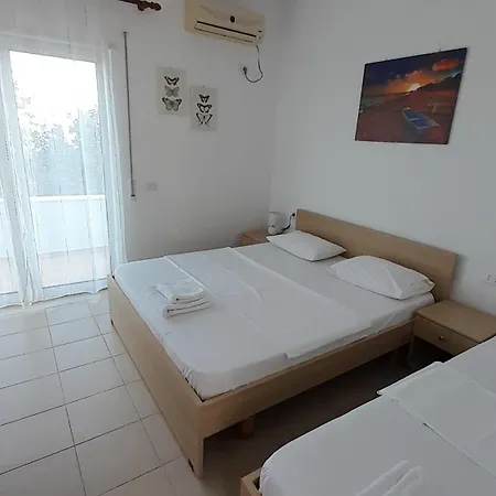 Elite 2 Kosta Pensjonat Dhërmi