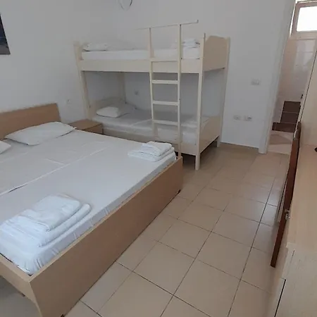 Elite 2 Kosta Guest house *